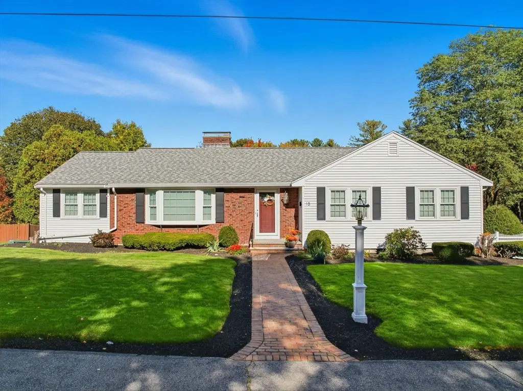 15 Belmont Rd, Wakefield, MA 01880 - #1
