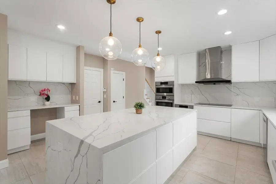 21 Cedar Springs Lane, Needham, MA 02492 - #3