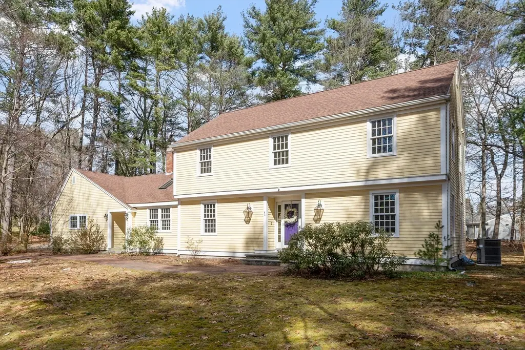 1 Carlton Dr, Acton, MA 01720 - #1