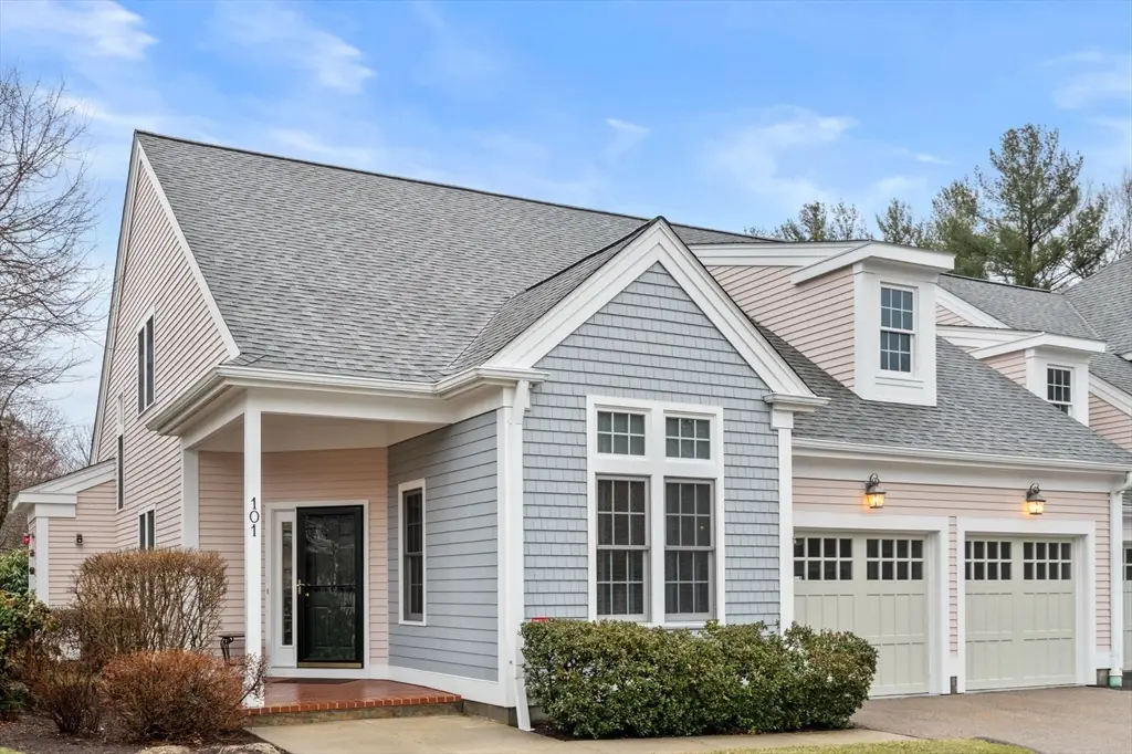 101 Godfrey Dr #101, Norton, MA 02766 - #1