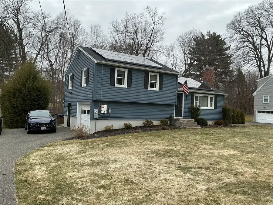 34 Pebble Path Ln, West Springfield, MA 01089 - #3