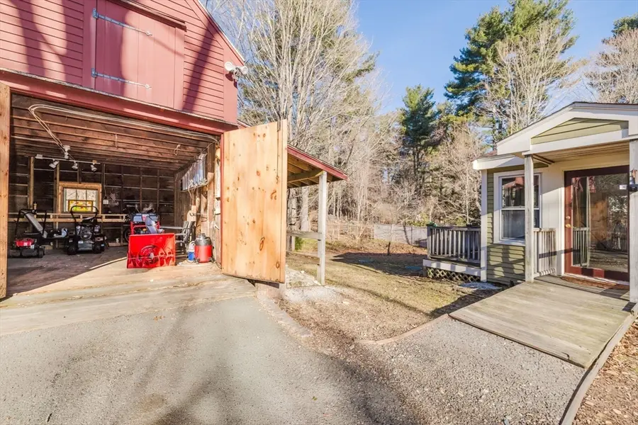 429 South St, Holliston, MA 01746 - #3