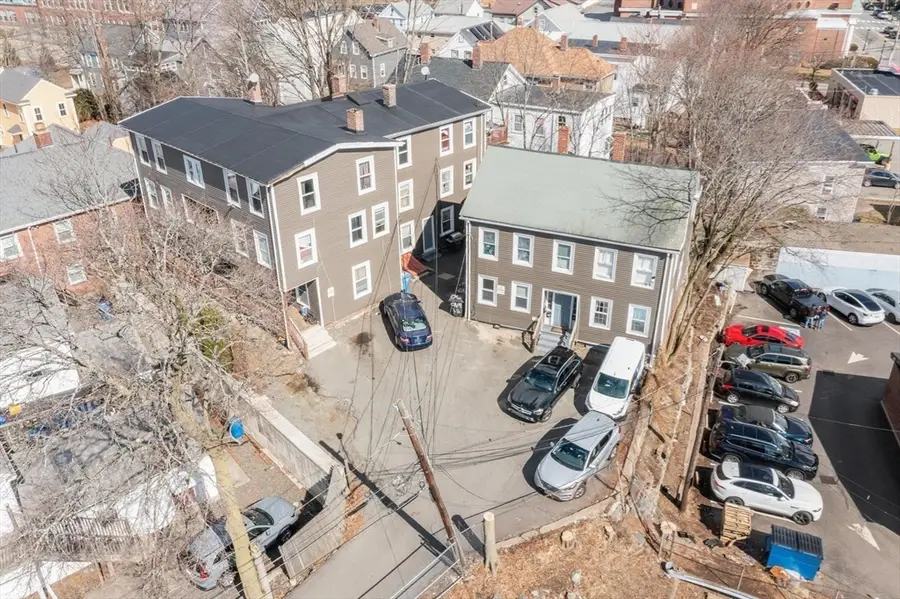 7-11 Gibbs Ct, Waltham, MA 02452 - #3