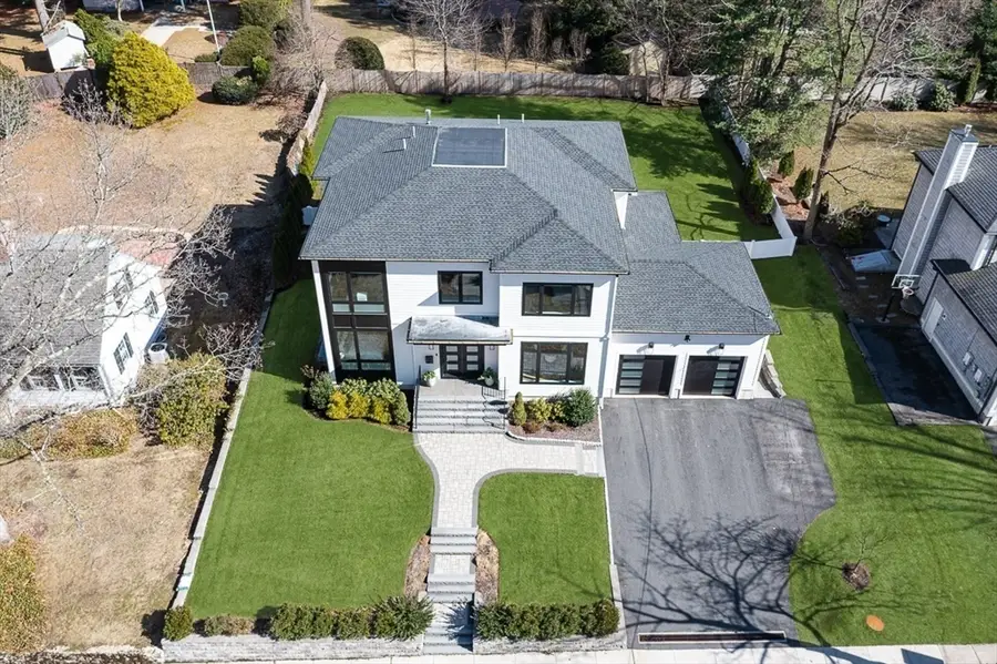 180 Allen Ave, Newton, MA 02468 - #2