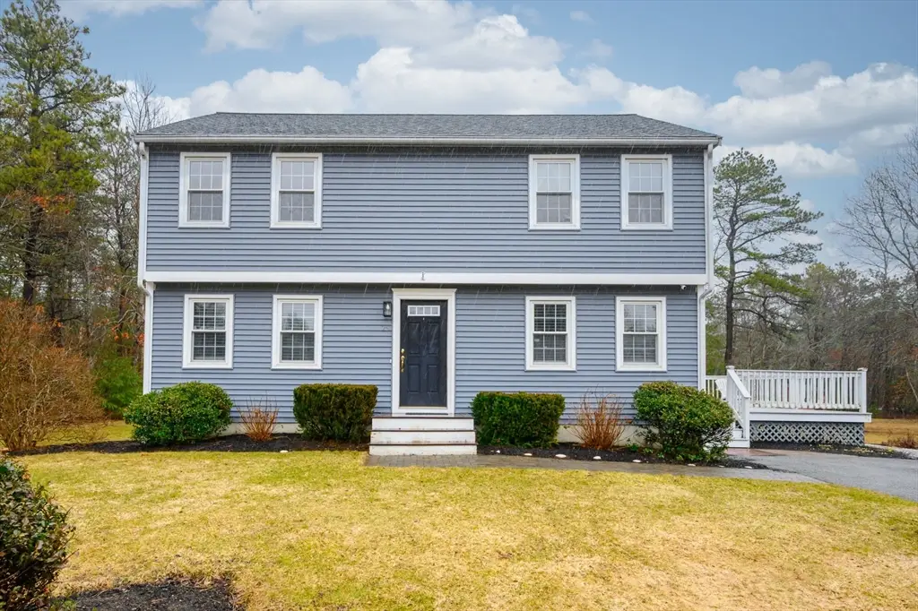 29 Lawrence Rd, Plymouth, MA 02360 - #1