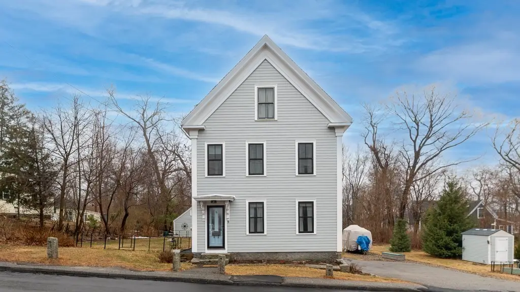 9 Hickory St, Gloucester, MA 01930 - #1