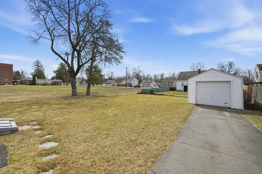 66 Thornton St, Springfield, MA 01104 - #2