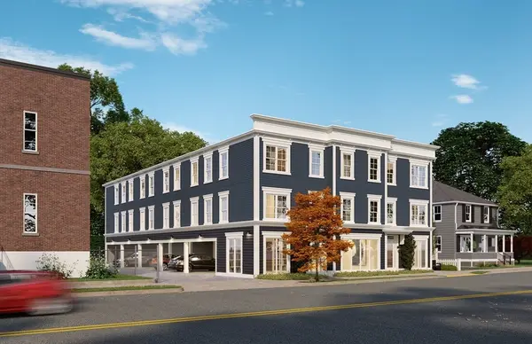 61 High St, Danvers, MA 01923