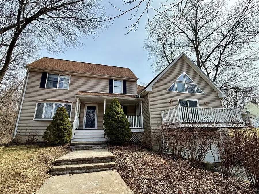 9 Dana Hl, Belchertown, MA 01007 - #2