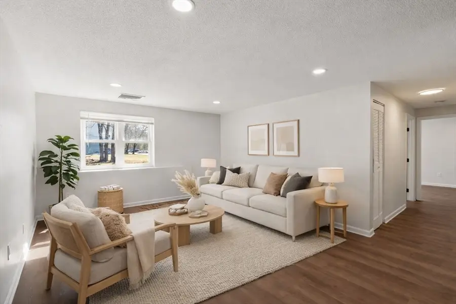 25 Longworth Ave #4, Brockton, MA 02301 - #3