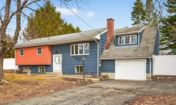 19 Sahlin Cir, Franklin, MA 02038