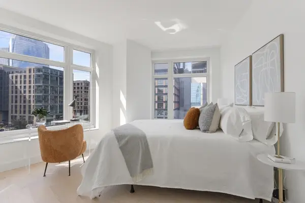 100 Lovejoy Wharf #6C, Boston, MA 02114