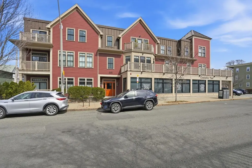 315 Highland Ave #101, Somerville, MA 02144 - #1
