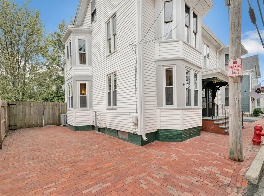 2 Prince Pl #2, Newburyport, MA 01950 - #3