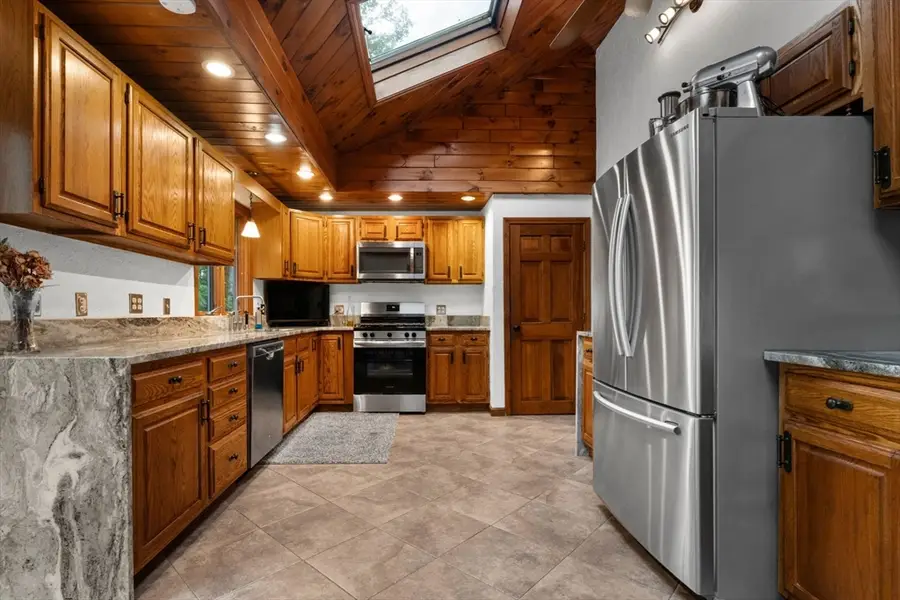 9 Karen Ln, Abington, MA 02351 - #2