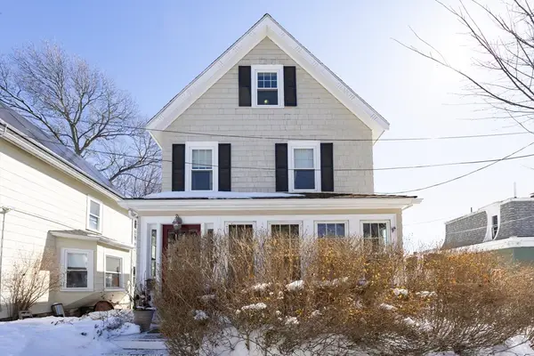 7 Elm St, Boston, MA 02136