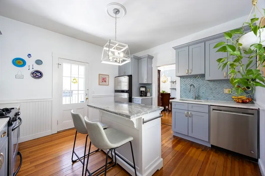 7 Elm St, Boston, MA 02136 - #3