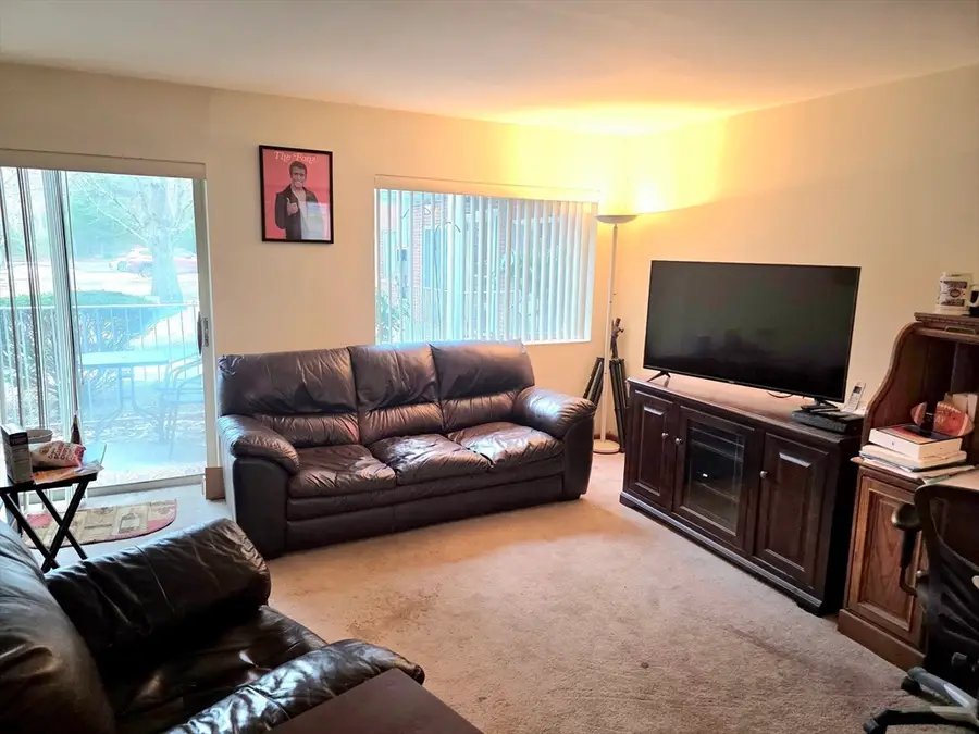 42 Bayberry Dr #1, Sharon, MA 02067 - #3