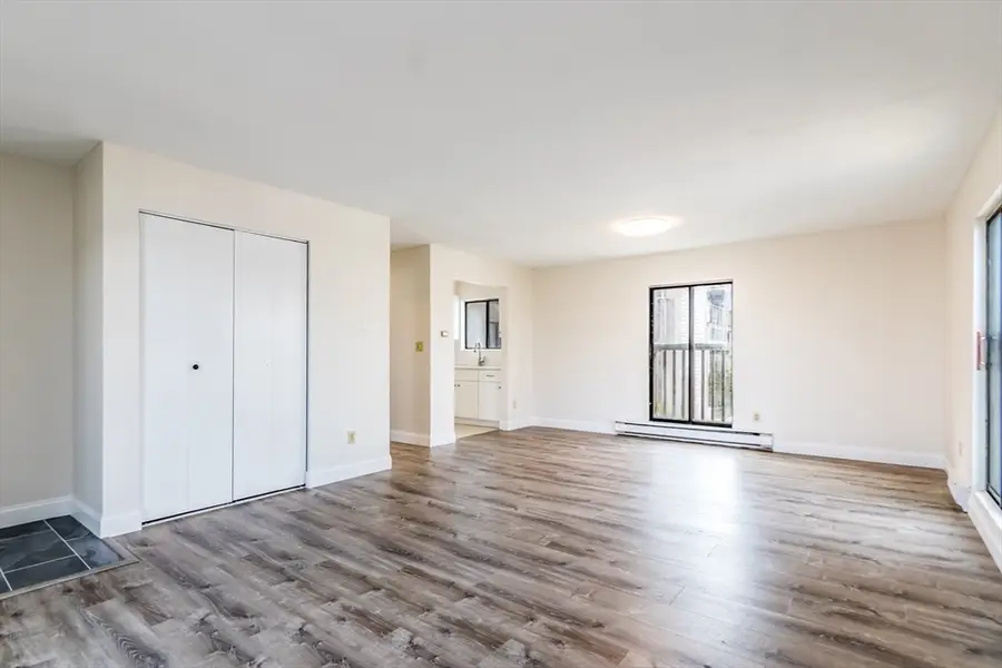 800 Bearses Way #3NE, Hyannis, MA 02601 - #3