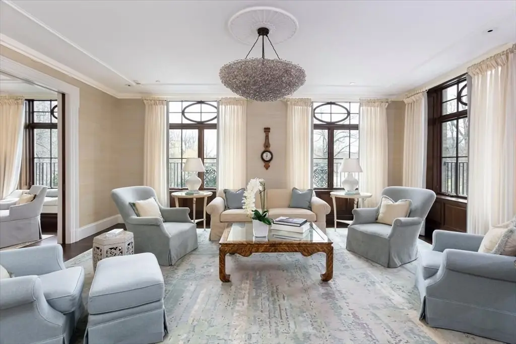 250 Boylston St #2A, Boston, MA 02116 - #1