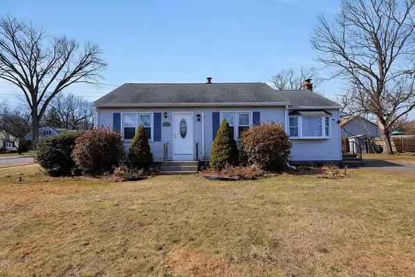 24 Herbert St, Longmeadow, MA 01106