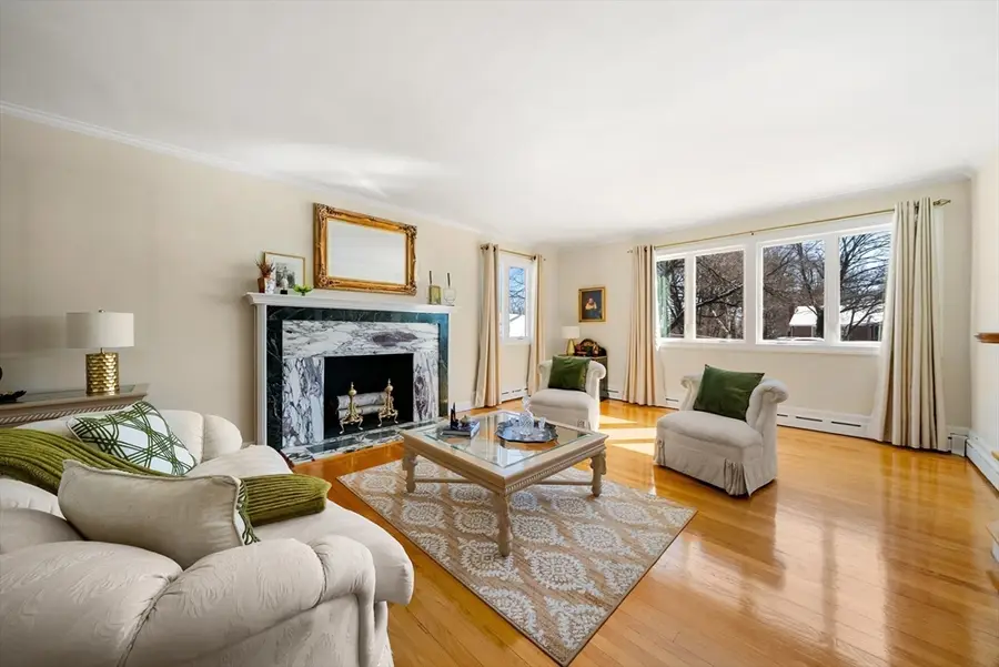 384 Brighton Street, Belmont, MA 02478 - #3