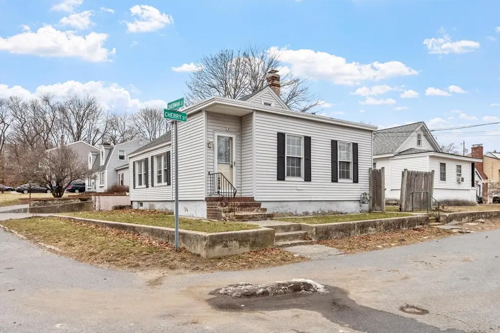 2 Cherry St, Lawrence, MA 01841 - #1