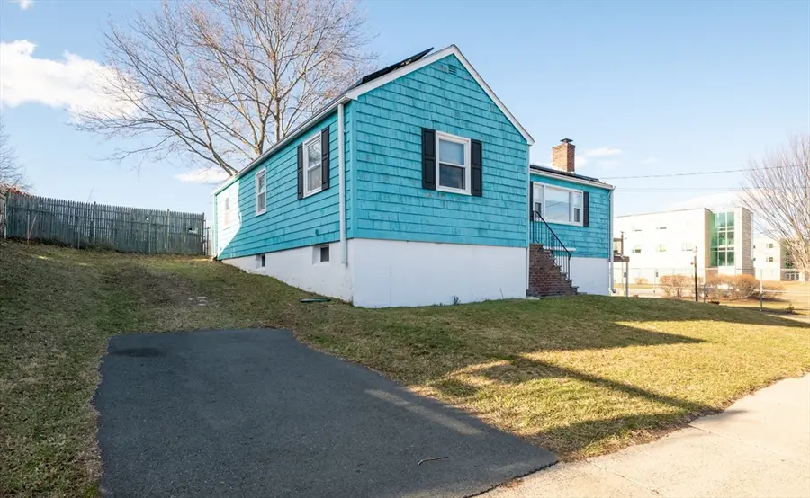 189 Holyoke St, Lynn, MA 01905 - #3