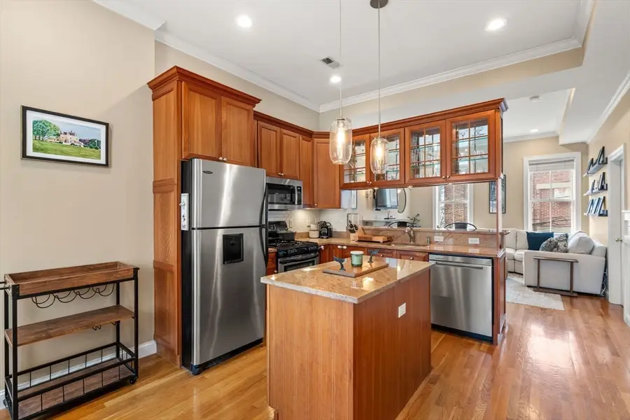 17 Salem St #2, Boston, MA 02129 - #2