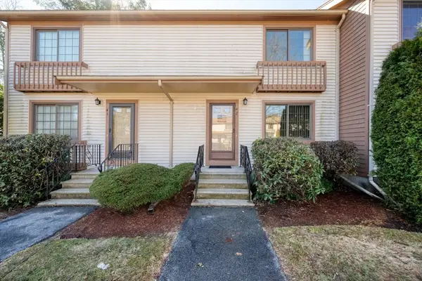 489 Turnpike Street #42, Easton, MA 02375