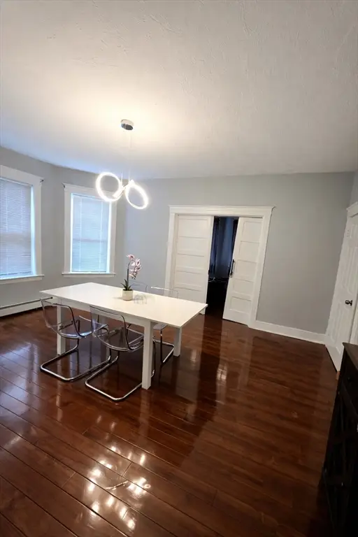 8 Pelham St, Worcester, MA 01609 - #2