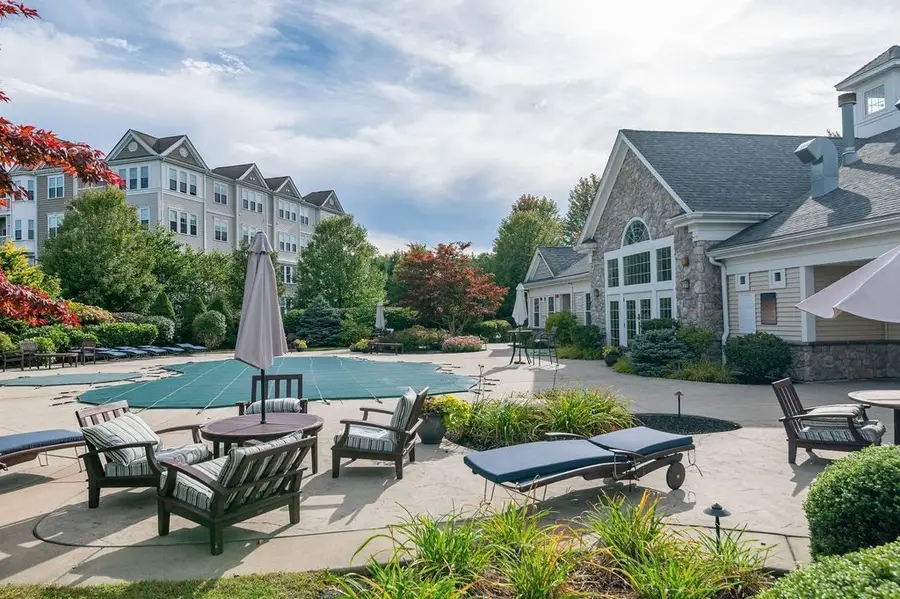 426 John Mahar Hwy #406, Braintree, MA 02184 - #2