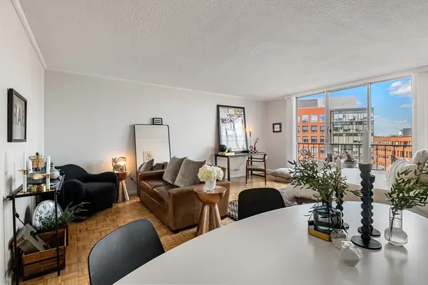 44 Washington St #915, Brookline, MA 02445