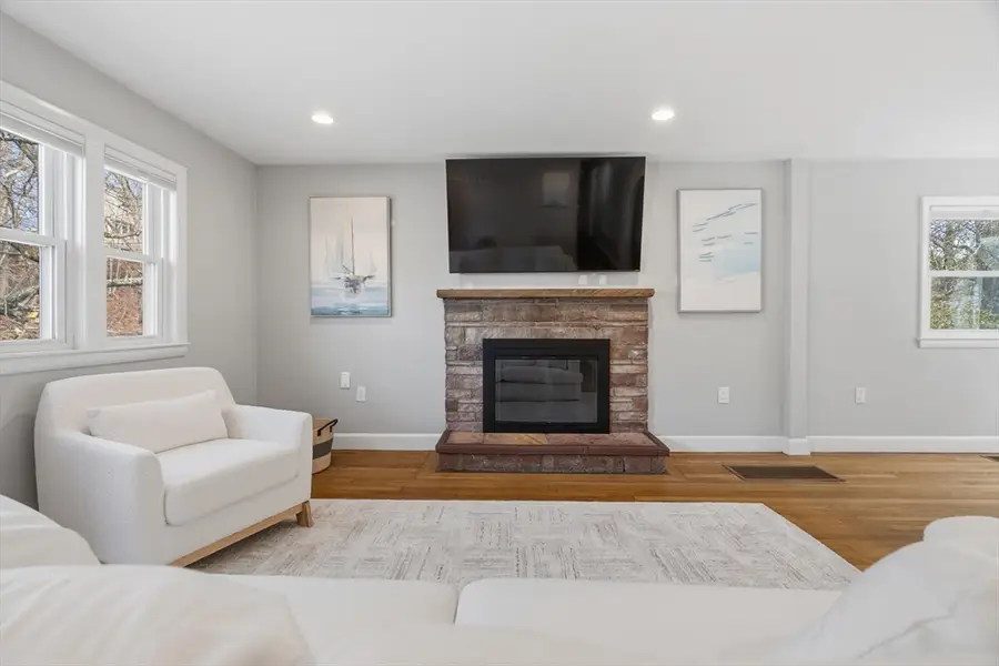 25 Hazelmere Rd, Boston, MA 02131 - #3