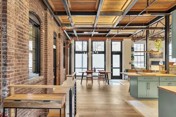 3-4 Tannery Brook Row #11, Somerville, MA 02144