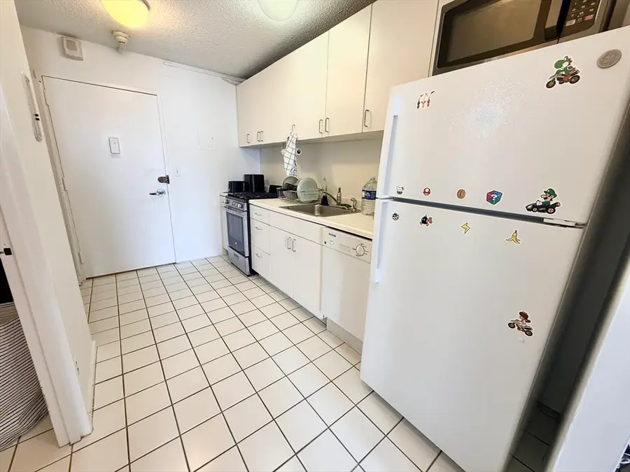 44 Washington St #508, Brookline, MA 02445 - #3