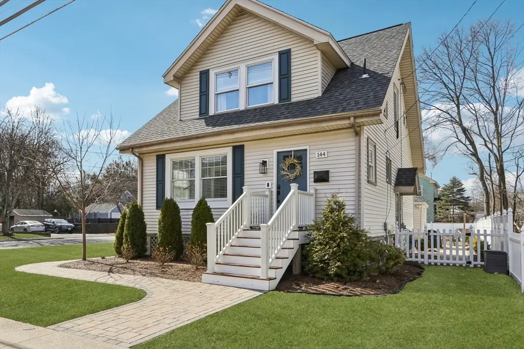 144 Bishop St, Framingham, MA 01702 - #1
