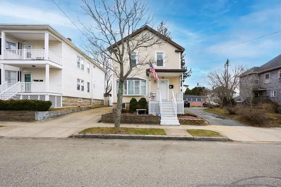 38 Willard St, New Bedford, MA 02744 - #2