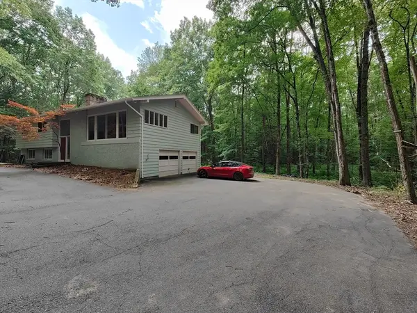 35 Weatherwood Rd, Shutesbury, MA 01002