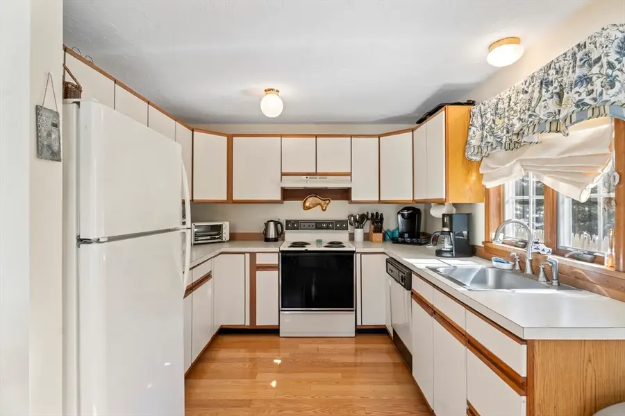 52 Windsor Drive, Edgartown, MA 02539 - #3