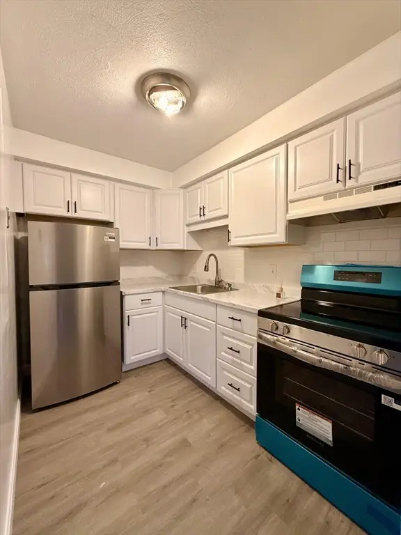 915 Edgell Rd #61, Framingham, MA 01701 - #2