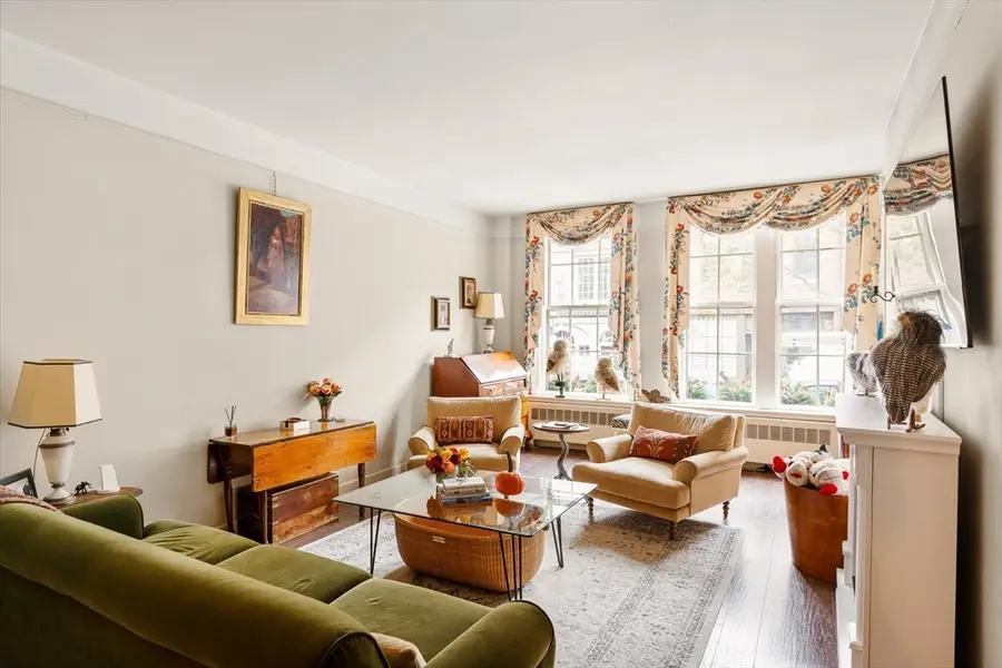 92 Chestnut St, Boston, MA 02108 - #3