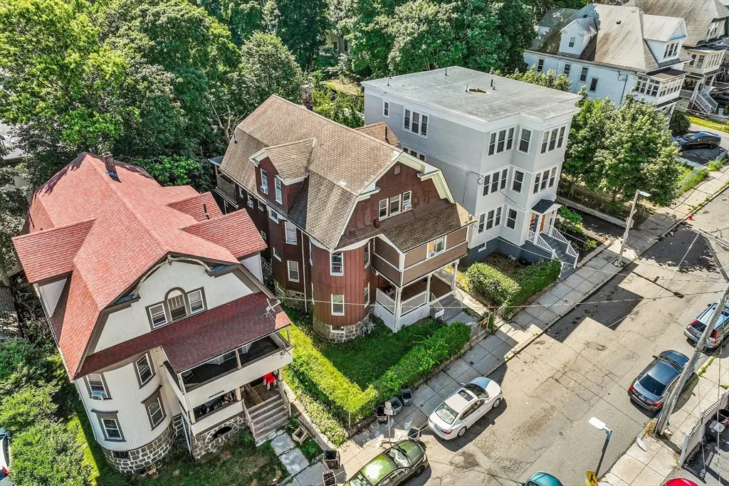 27 Brinsley St, Boston, MA 02121 - #1