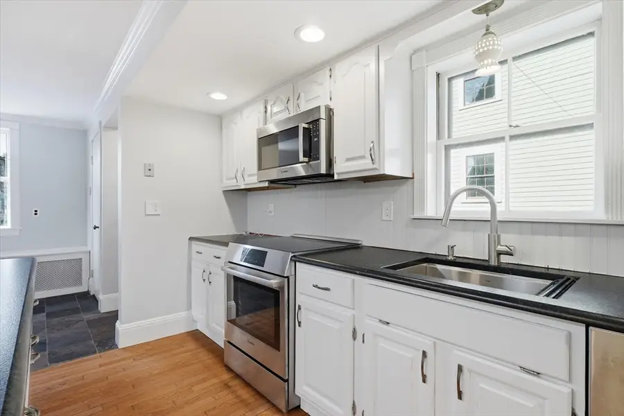 833 Franklin St, Melrose, MA 02176 - #3