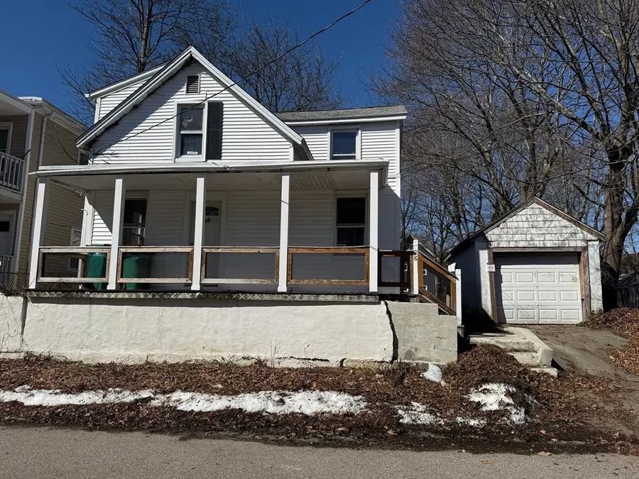 28 Angell St, Mansfield, MA 02048 - #3