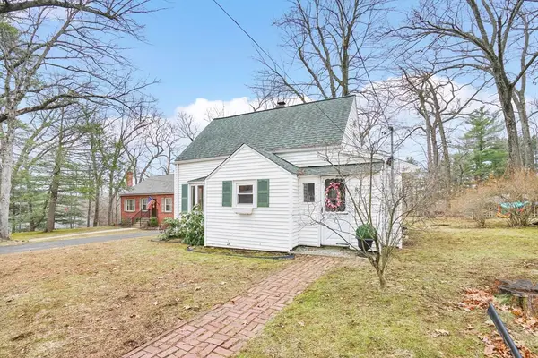 86 Albert St, West Springfield, MA 01089