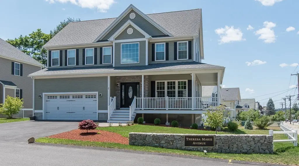 7 Theresa Marie Ave, Woonsocket, RI 02895 - #1