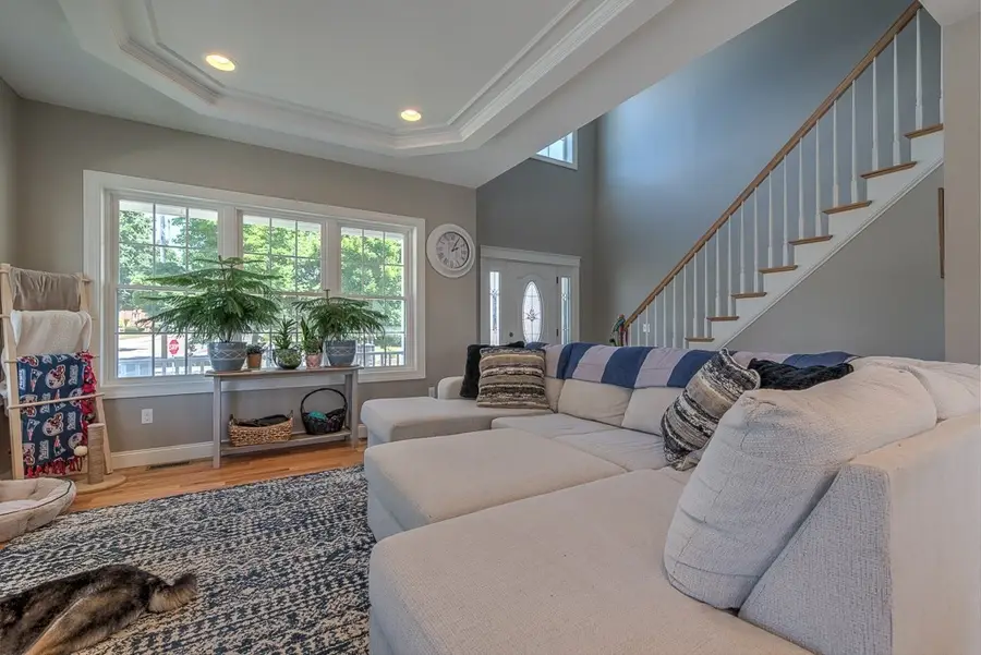 7 Theresa Marie Ave, Woonsocket, RI 02895 - #3