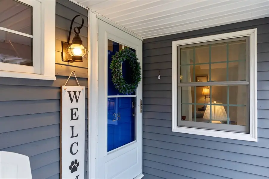 28 Little Pond Rd, Plymouth, MA 02360 - #2