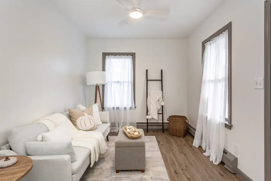 23 Garfield St, Dartmouth, MA 02748 - #3